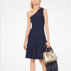 Michael Kors knitted dress. Perfect for fall